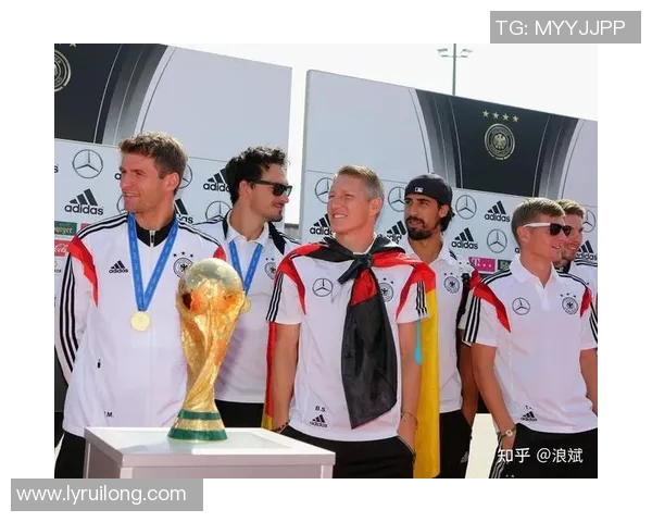 吕迪格：从德甲新星到国际舞台的坚韧之路与辉煌成就